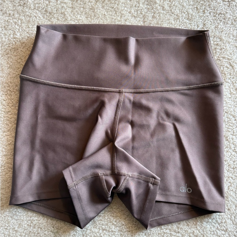 ALO Yoga 3” High-Waisted Airlift Short in Cocoa